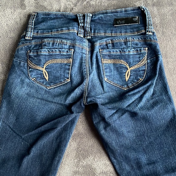 YMI capris - dark wash - Picture 6 of 11